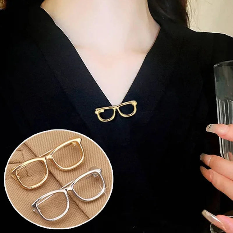 Eyeglasses Lapel Pin – Unisex Alloy Mini Brooch for Suits & Bags Lapel Pin Brooch SWANS