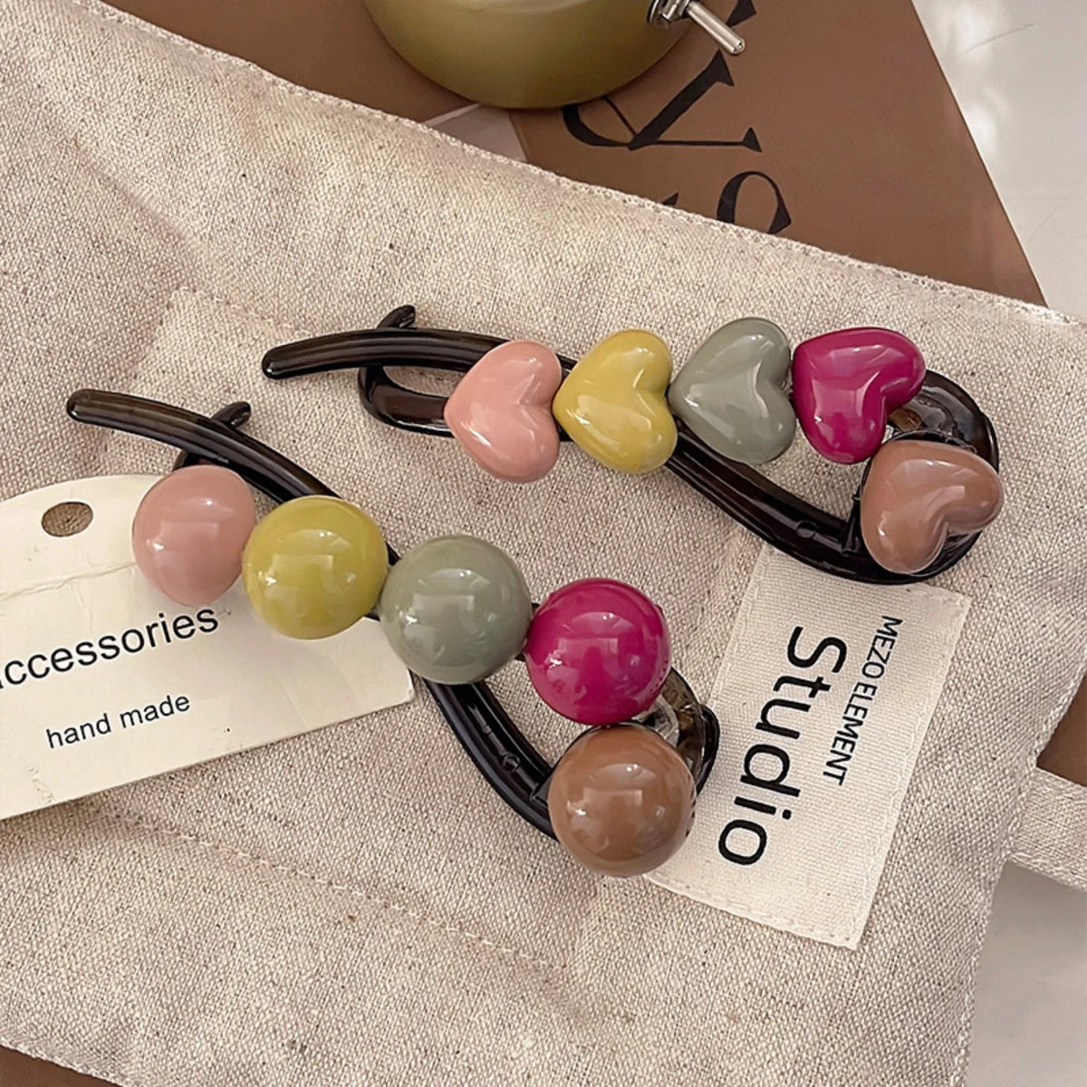 Colorful Bead Hair Claw Clip – Korean Heart & Round Style Hair Claw Clip SWANS