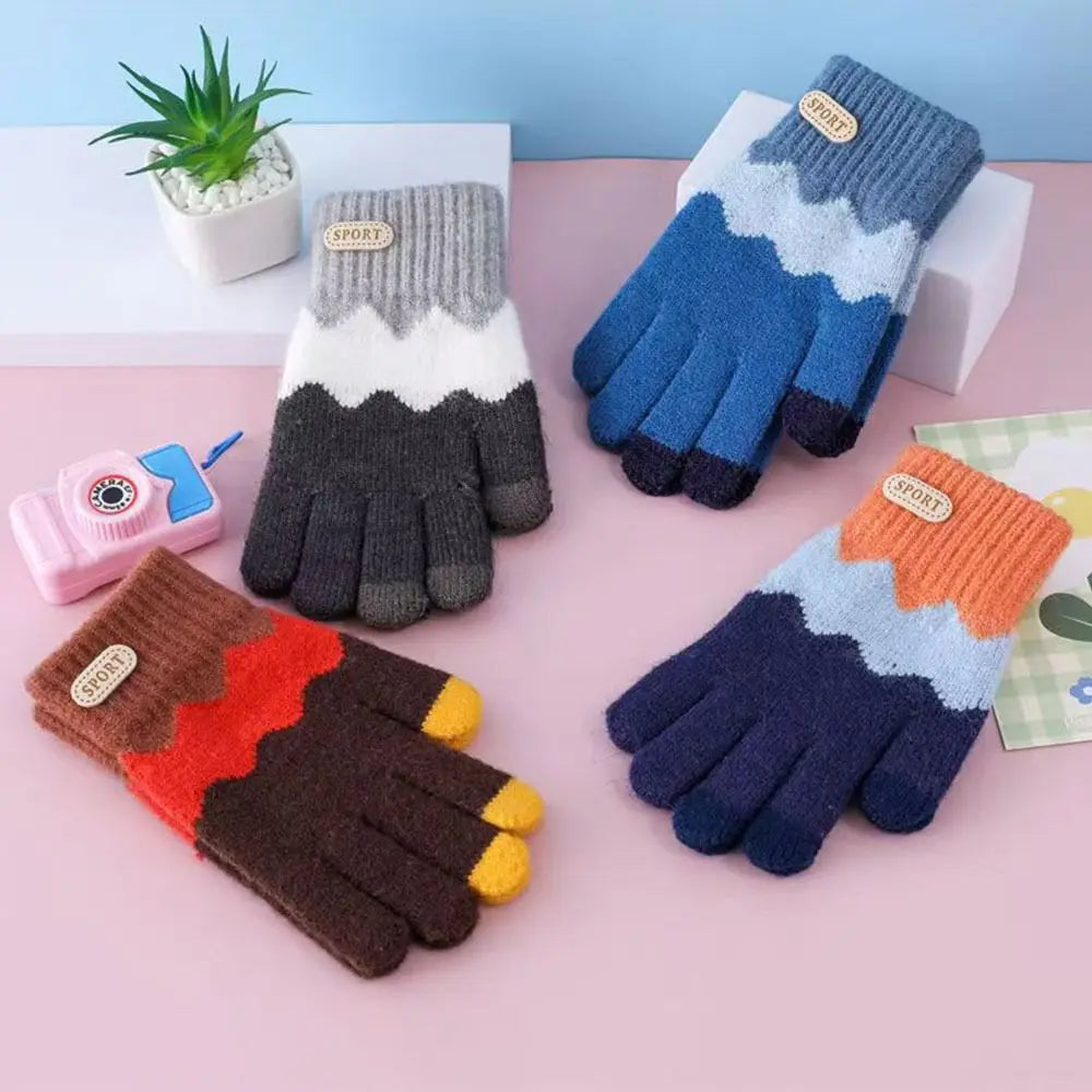 Kids Winter Full Finger Gloves – Warm Windproof Mittens Ages 6–14 Kids Winter Gloves SWANS