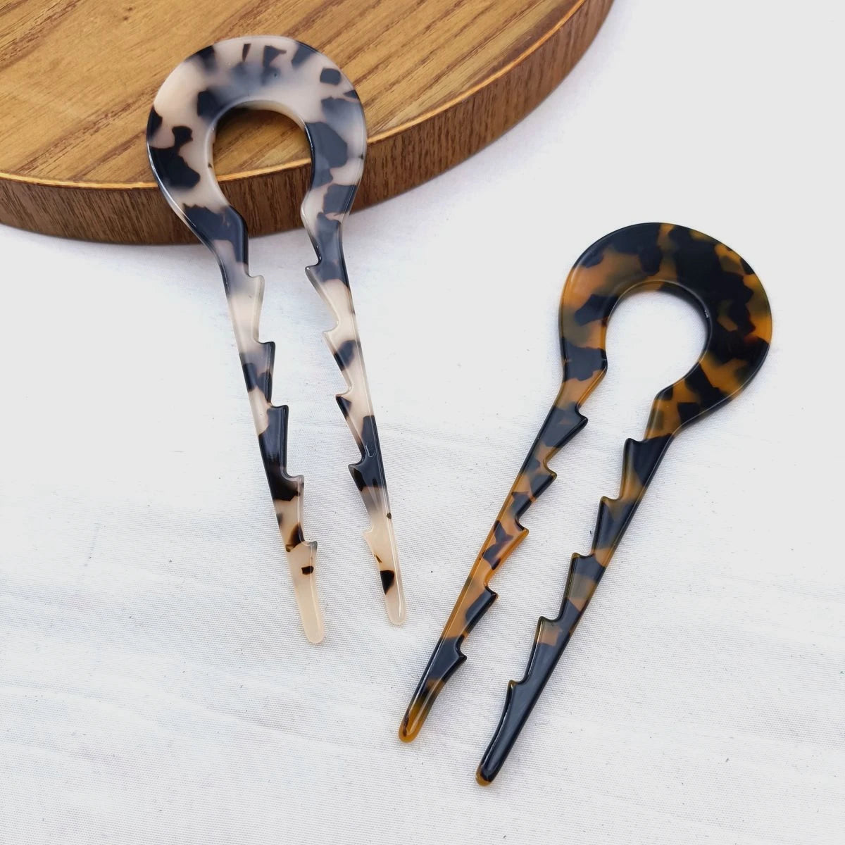 U-Shape Hair Forks Anti-Slip Teeth Vintage Pins – 2/3 Pack Hair Fork Set SWANS 2 PCS B