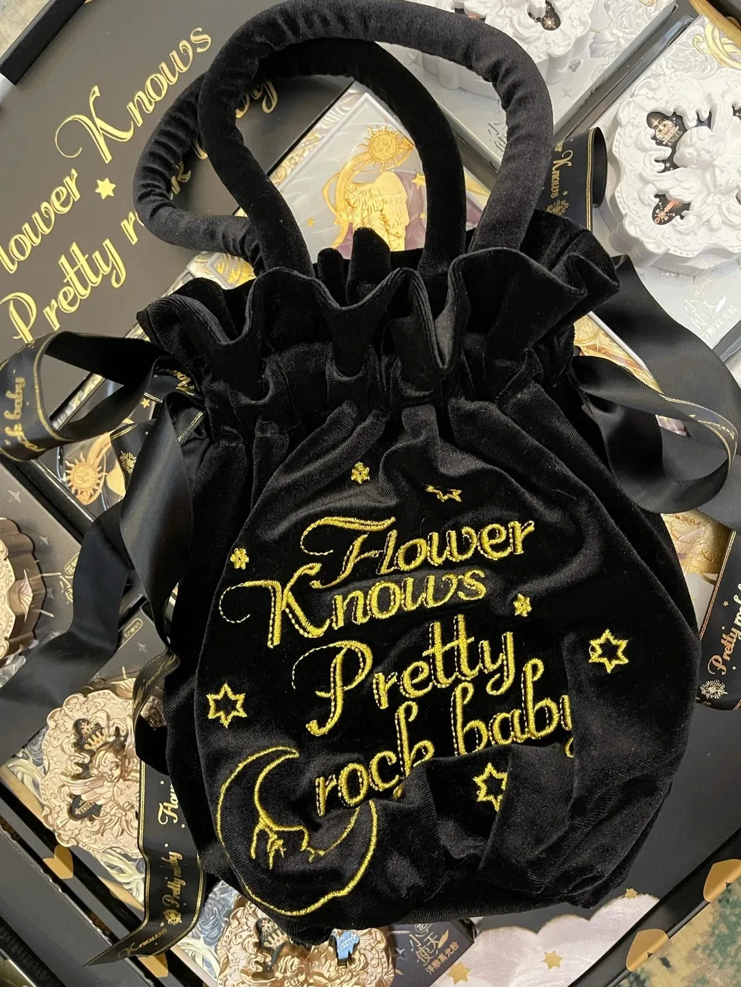 Flower Knows Little Angel Limited Edition Makeup Bag Cosmetic Makeup Bag SWANS black