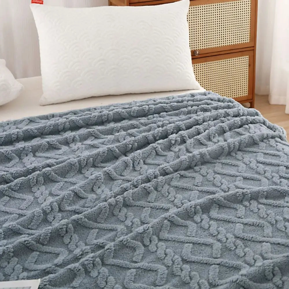 Flannel Fleece Throw Blanket – Soft Plush Couch & Bed 70×100cm Fleece Throw Blanket SWANS