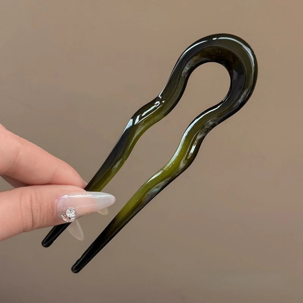 Wave Hair Stick & 4 Mixed U-Clips Set – Women's Updo Accessories Hair Accessories Set SWANS green