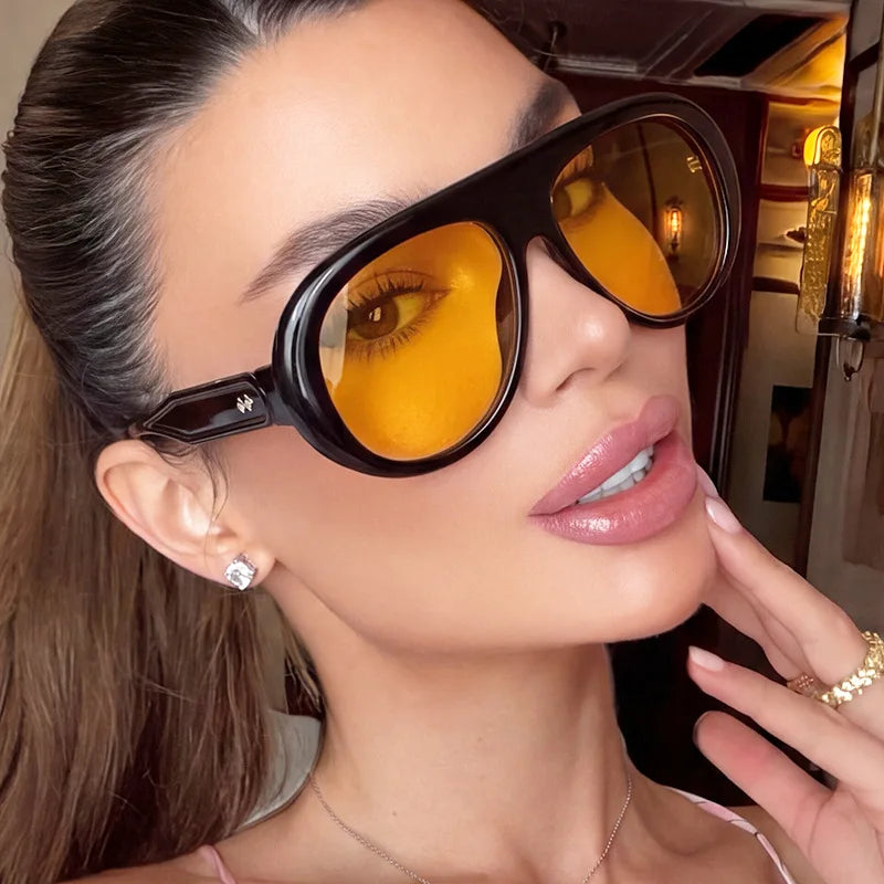 TOYEARN Y2K Pilot Sunglasses UV400 Big Frame Unisex Fashion Sunglasses SWANS
