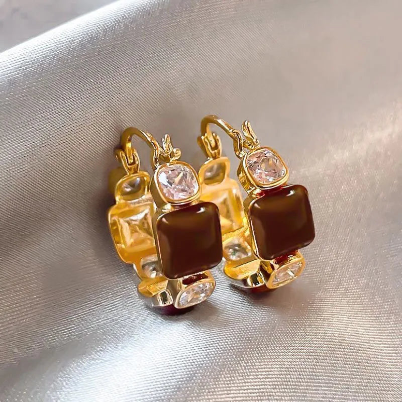Tiger Eye Stone Stud Earrings – Zinc Alloy Light Luxury Stud Earrings SWANS 20