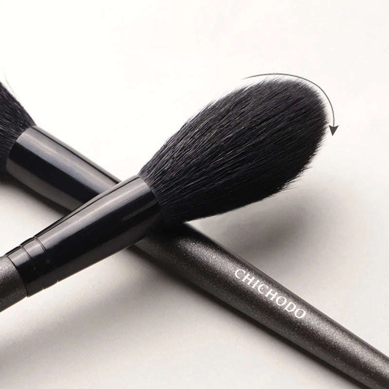 YOVIP Highlighter Blending Brush – Blush & Concealer Brush Makeup Brush SWANS