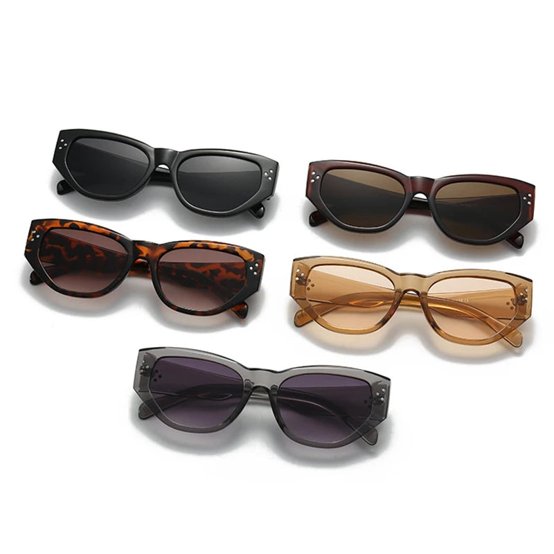 TOYEARN Cat Eye Rivet Sunglasses Women UV400 Big Frame Cat Eye Sunglasses SWANS