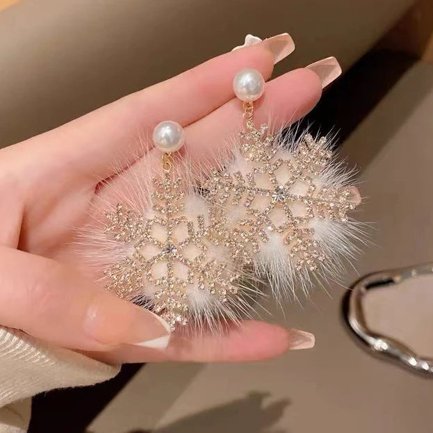 Snowflake Drop Earrings – Pearl Chain & Rhinestone Pendant Drop Earrings SWANS G