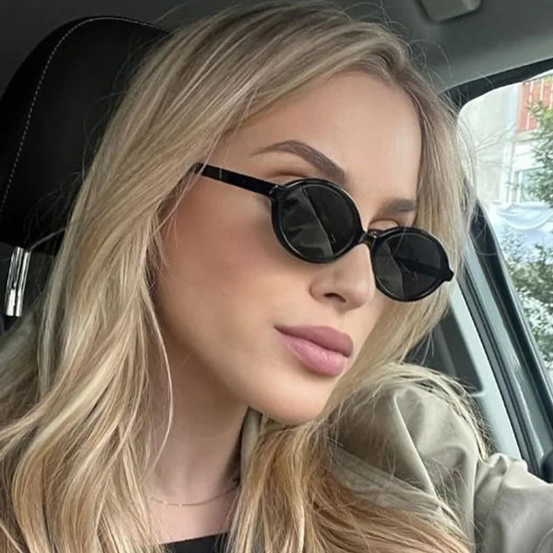 KLASSNUM Retro Cat Eye Sunglasses UV400 Small Frame Women Fashion Sunglasses SWANS