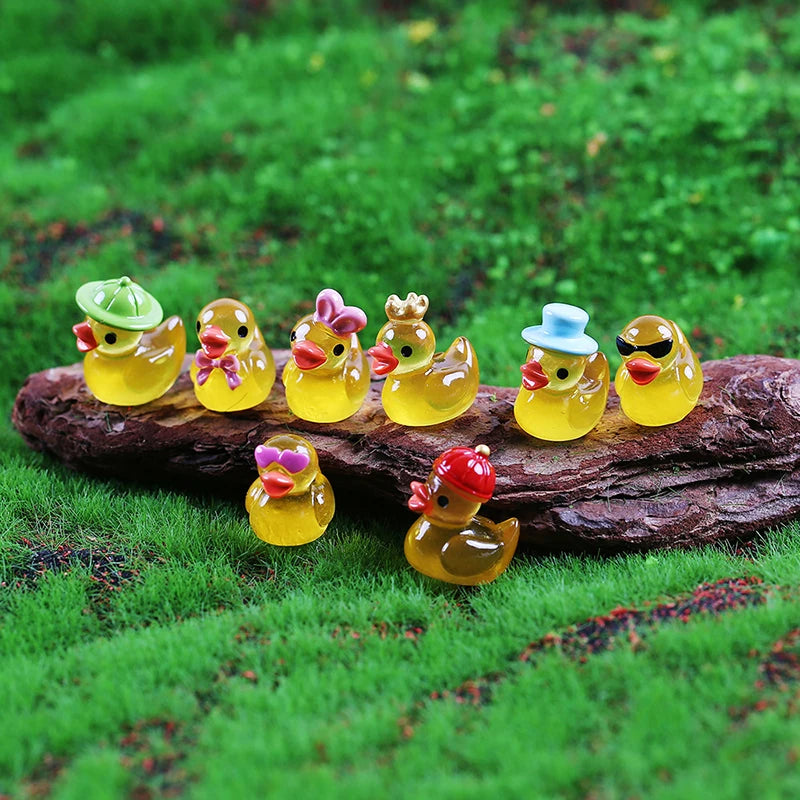 8-Pack Glow-in-the-Dark Mini Duck Figurines – Resin Decor Resin Miniature Figurines SWANS