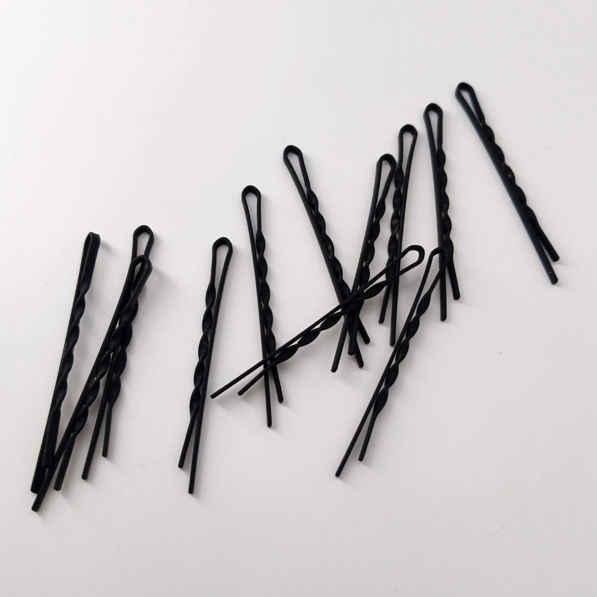12-Pack Milk Tea Gradient Bobby Pins – Matte Alloy Hair Clips Hair Barrettes SWANS