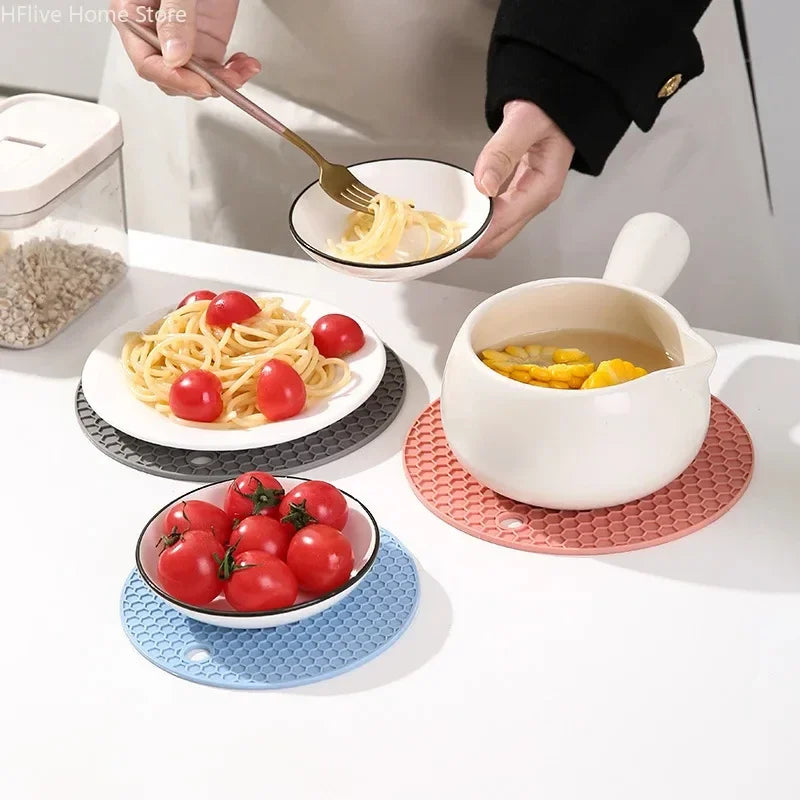 SWANS Silicone Trivet Mat – Non-Slip Heat-Resistant Coaster Silicone Trivet Mat SWANS