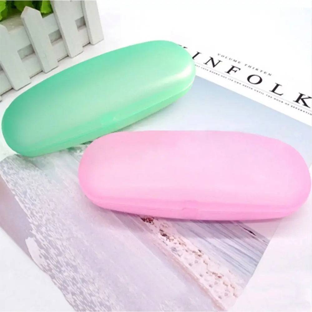 Hard Plastic Glasses Case – Lightweight Transparent Storage Box Eyeglasses Case SWANS