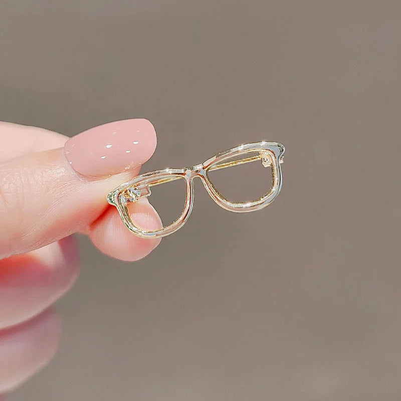 Eyeglasses Lapel Pin – Unisex Alloy Mini Brooch for Suits & Bags Lapel Pin Brooch SWANS