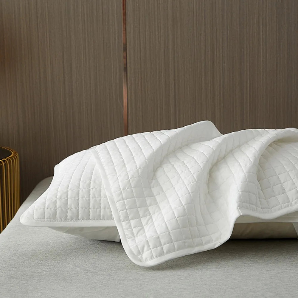 Waterproof Anti-Mite Pillowcase – Sweat-Proof Polyester Cover Protective Pillowcase SWANS Beige-Half Pack